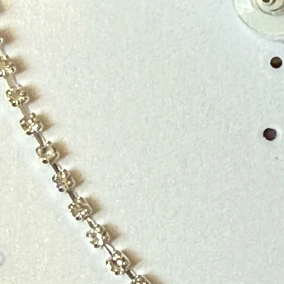 Two piece set crystal Avenue jewelry rhinestone blue earring, and neck necklace - Picture 9 of 9